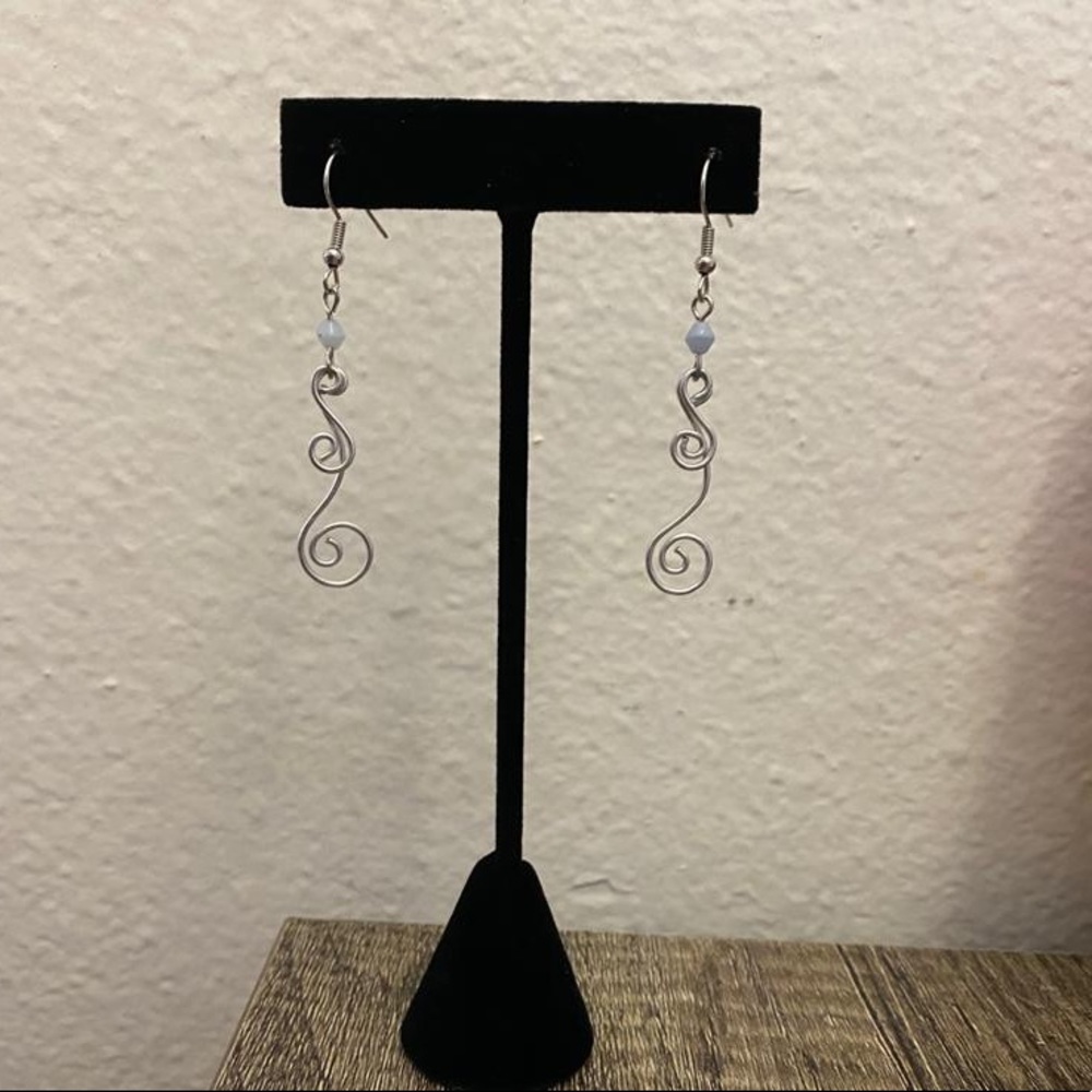 Earrings - Picture 3 of 4